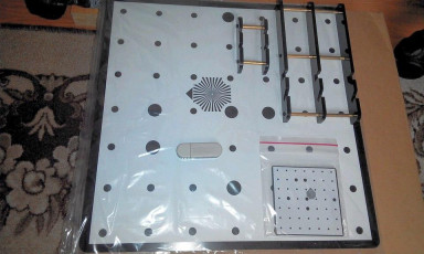 Set of calibration panels and license key.